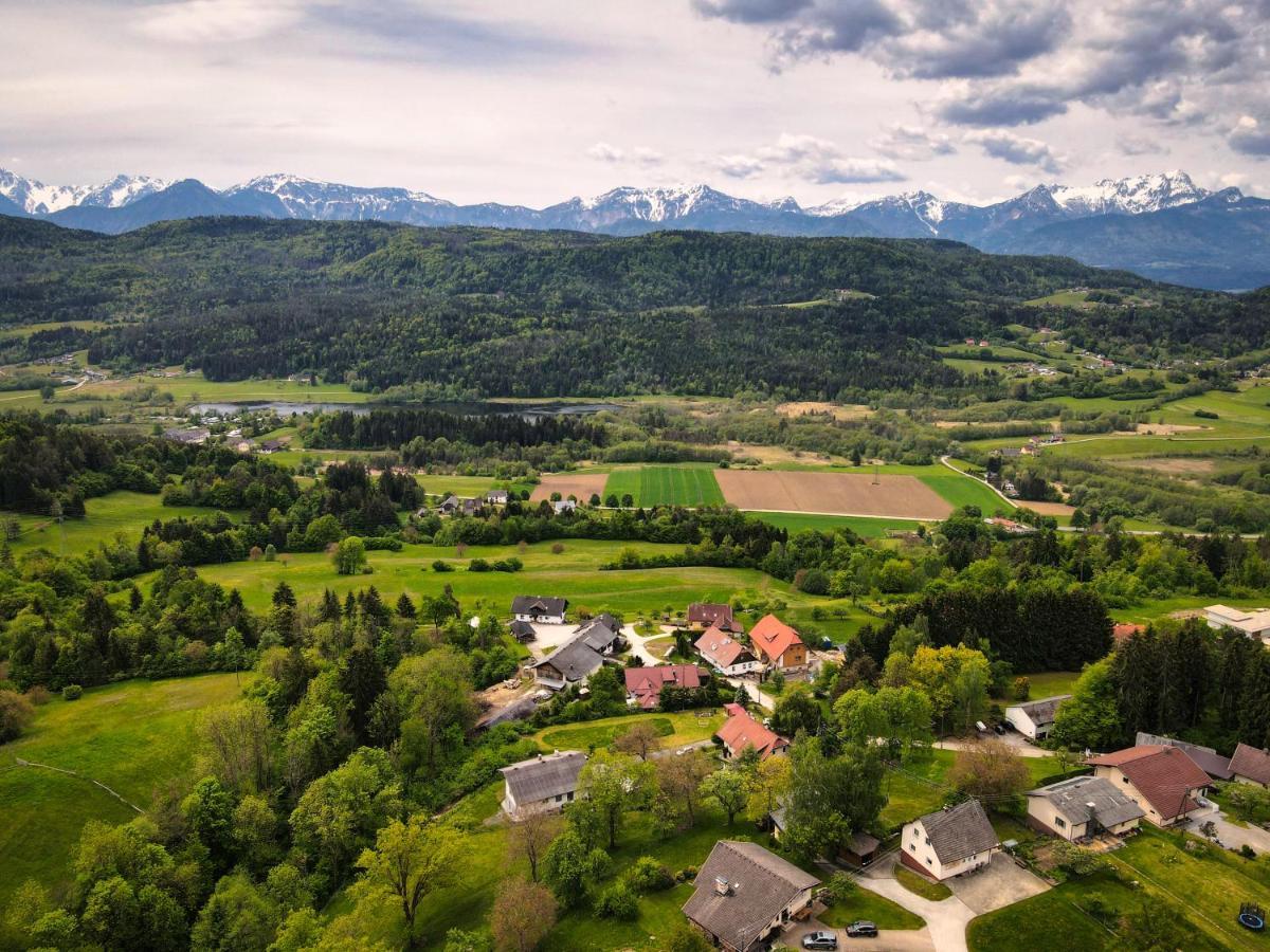 Gaestehaus Auf Der Hoehe Keutschach am See Exteriör bild