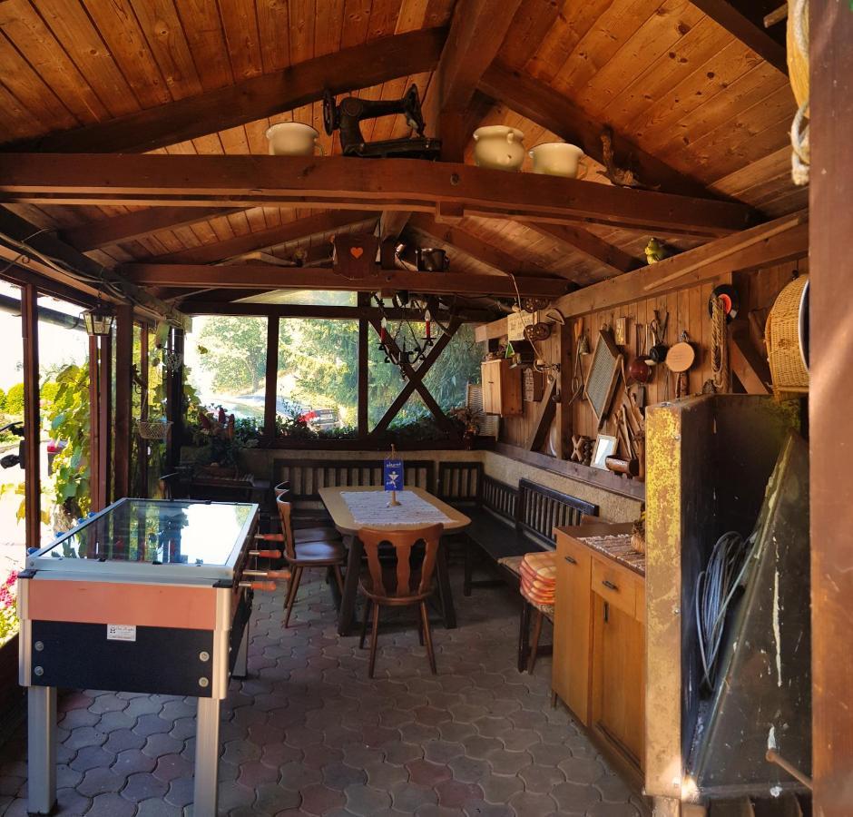 Gaestehaus Auf Der Hoehe Keutschach am See Exteriör bild