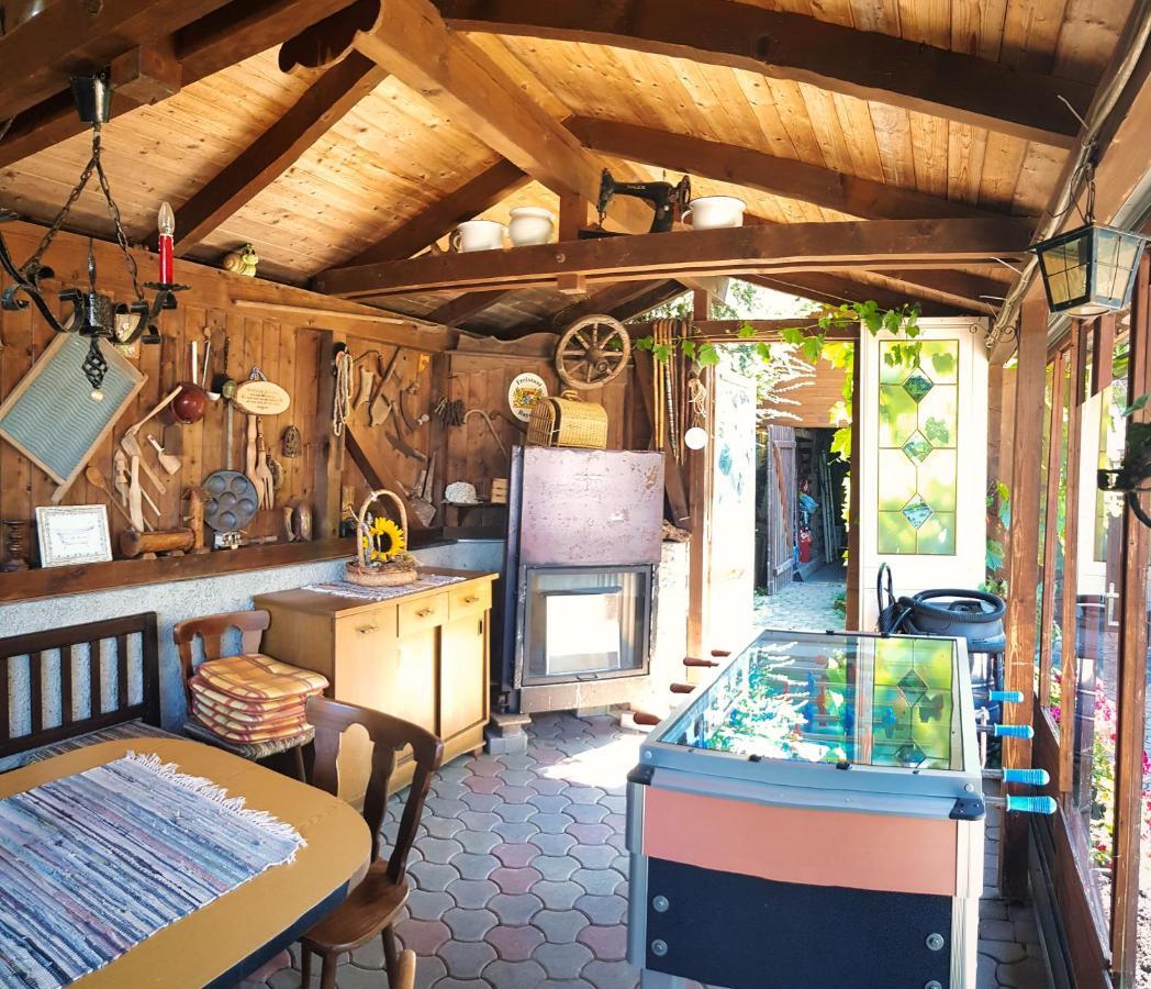 Gaestehaus Auf Der Hoehe Keutschach am See Exteriör bild